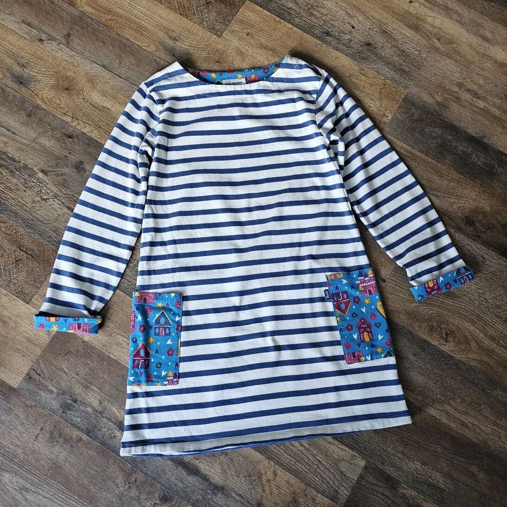 Kite organic stripes desse tunic with fun graphic pockets. Made organic Cotton